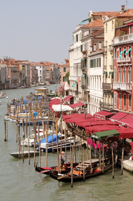 																																										<h5>Veneza - Itália</h5>
																											