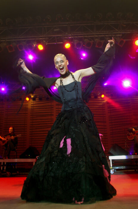 																																										<h5>Mariza</h5>
																											