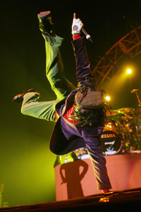 																																										<h5>Black Eyed Peas</h5>
																											