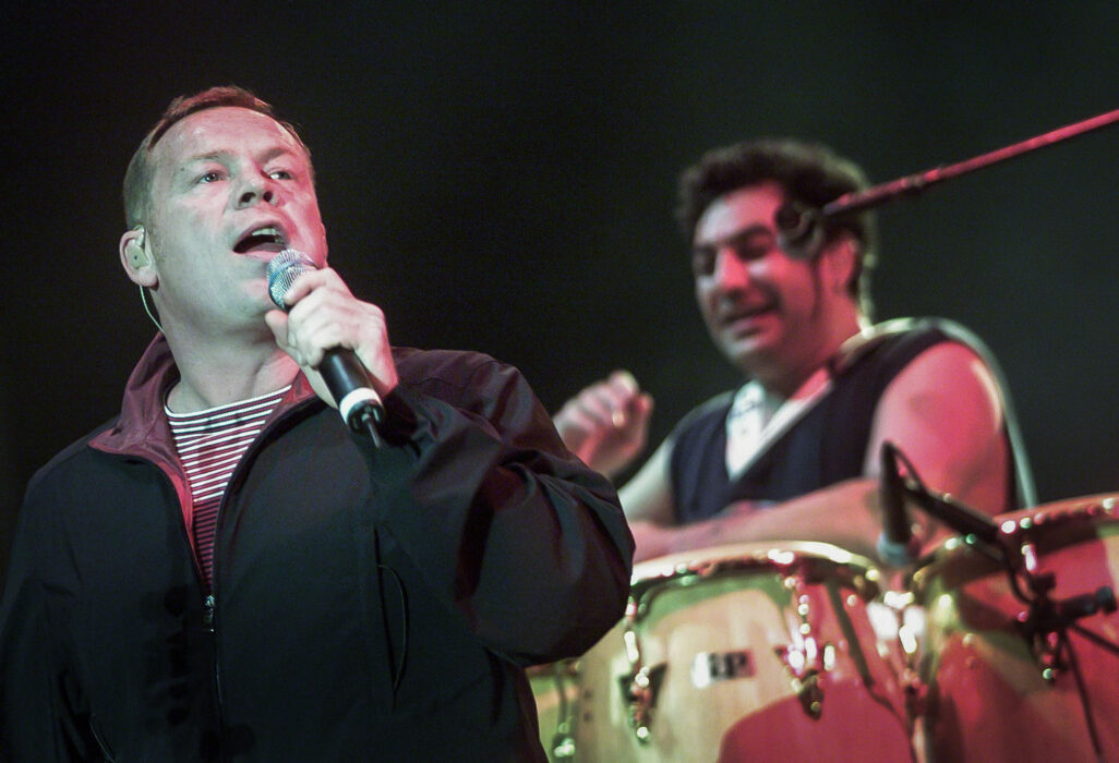																																										<h5>UB 40</h5>
																											