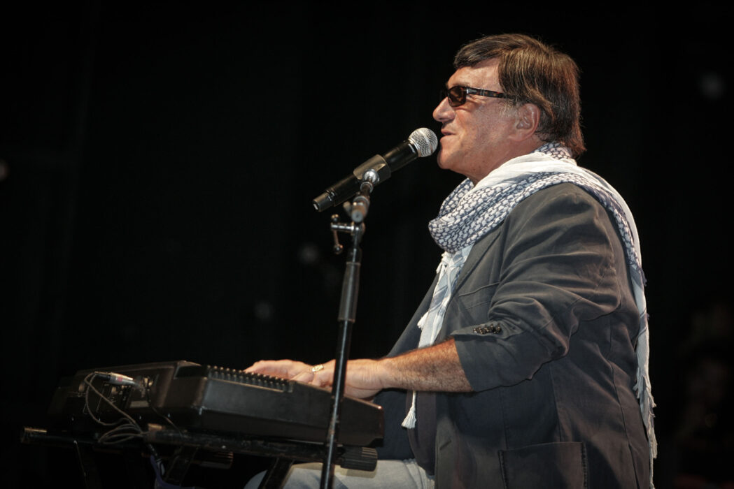 																																										<h5>José Cid</h5>
																											