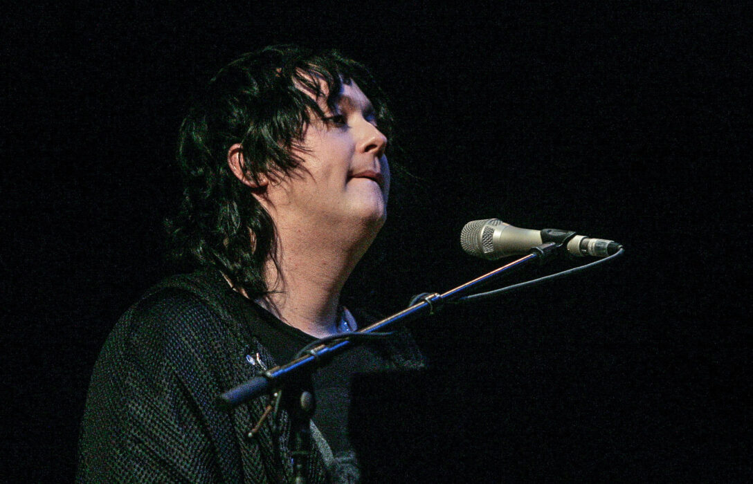 																																										<h5>Antony and The Johnsons</h5>
																											