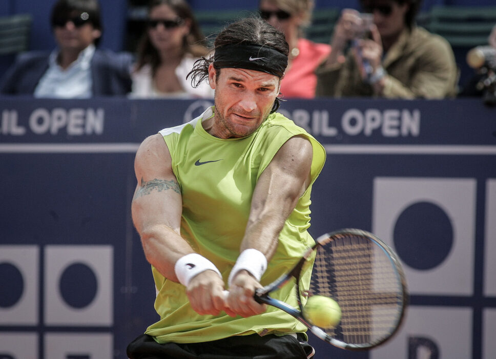 																																										<h5>Carlos Moya</h5>
																											