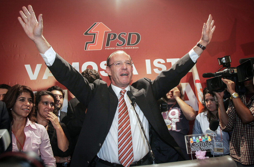 																																										<h5>Carmona Rodrigues, social democrat candidate wins Lisbon City Council

09-10-2005

photo: Jose Barradas/IMP</h5>
																											