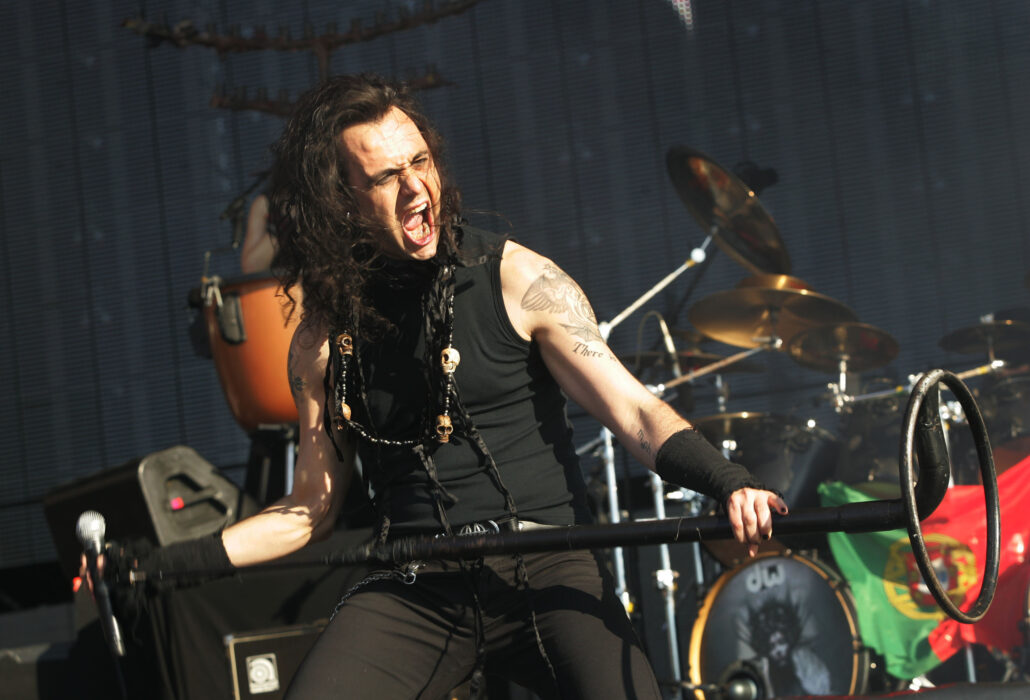 																																										<h5>Moonspell</h5>
																											