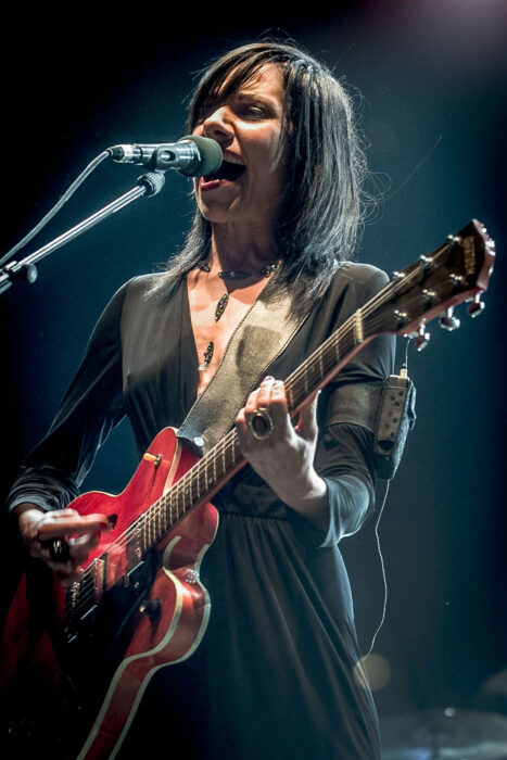 																																										<h5>PJ Harvey</h5>
																											