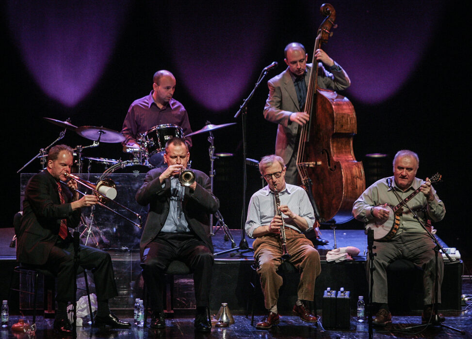 																																										<h5>Woody Allen & New Orleans Jazz Band</h5>
																											