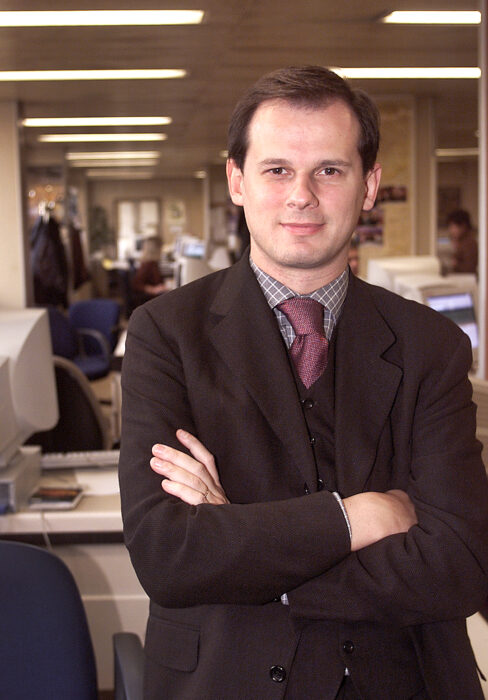 																																										<h5>José Rodrigues dos Santos</h5>
																											