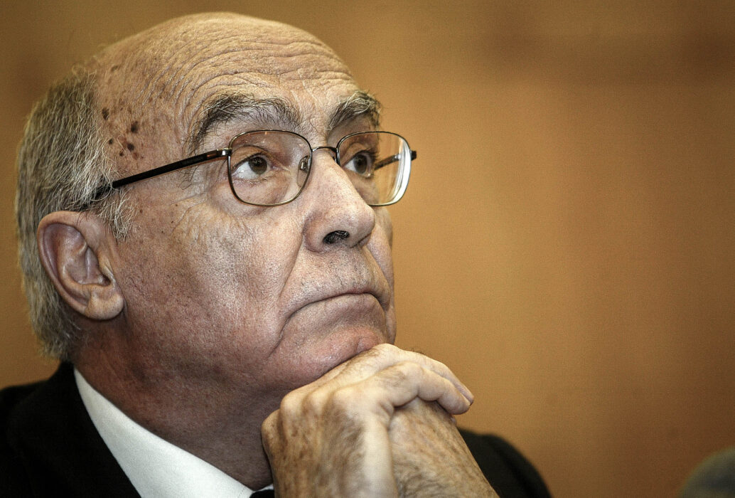 																																										<h5>José Saramago</h5>
																											