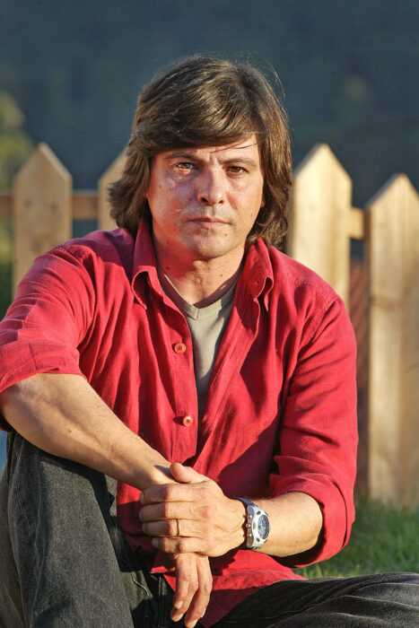 																																										<h5>Luis Represas</h5>
																											
