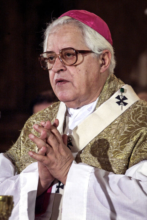 																																										<h5>José Policarpo</h5>
																											
