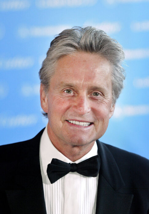 																																										<h5>Michael Douglas</h5>
																											