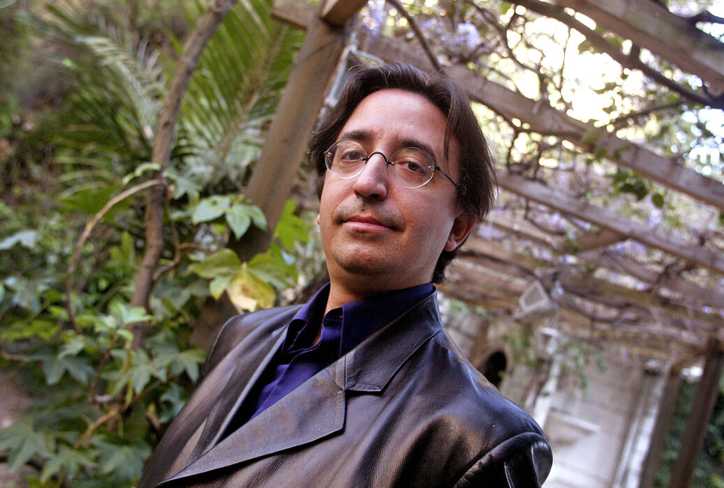 																																										<h5>José Carlos Somoza</h5>
																											