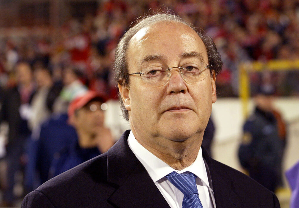 																																										<h5>Pinto da Costa</h5>
																											