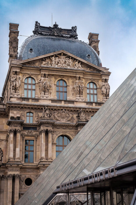 																																										<h5>Paris - França</h5>
																											