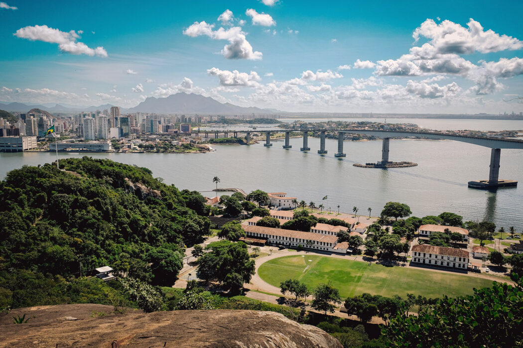 																																										<h5>Vitória - Brasil</h5>
																											
