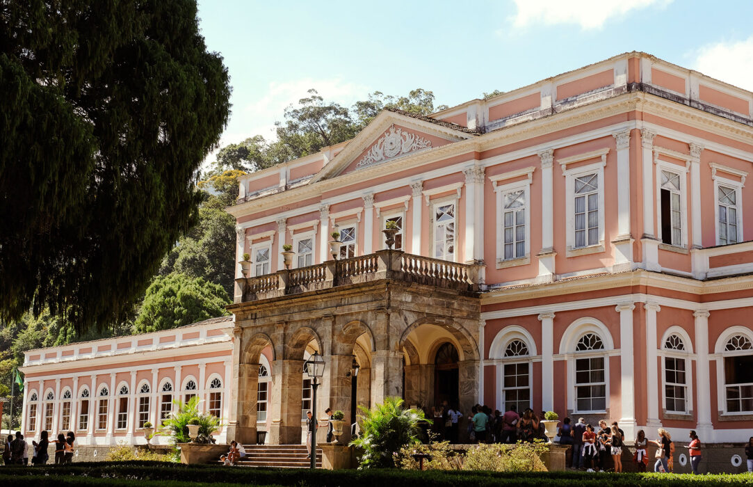 																																										<h5>Petrópolis - Brasil</h5>
																											