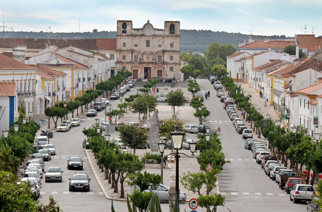 																																										<h5>Vila Viçosa - Portugal</h5>
																											