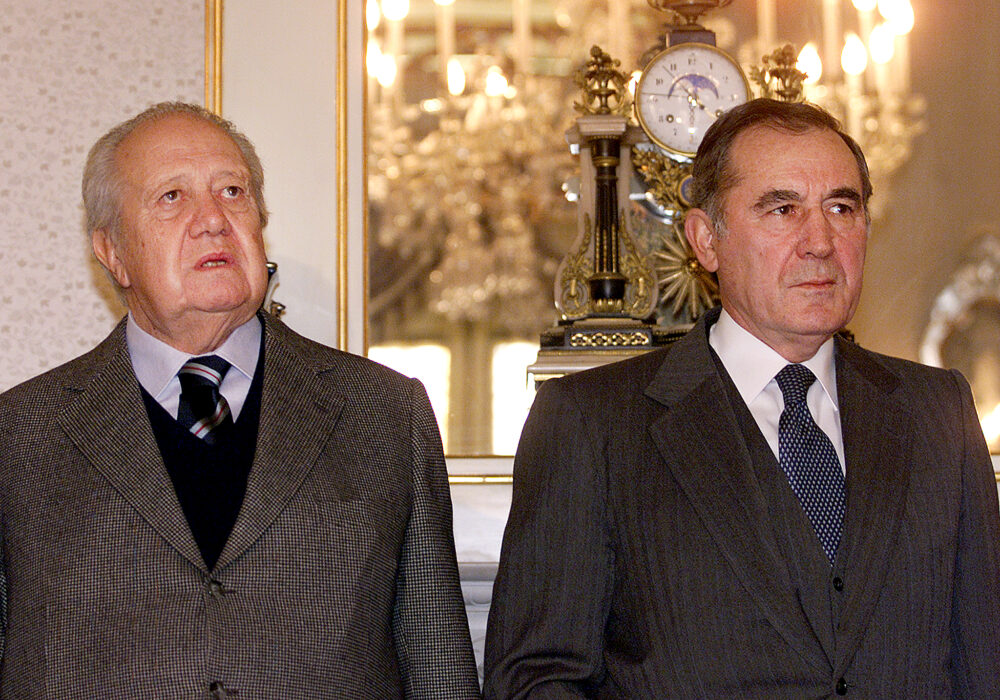 																																										<h5>Mário Soares e Ramalho Eanes</h5>
																											